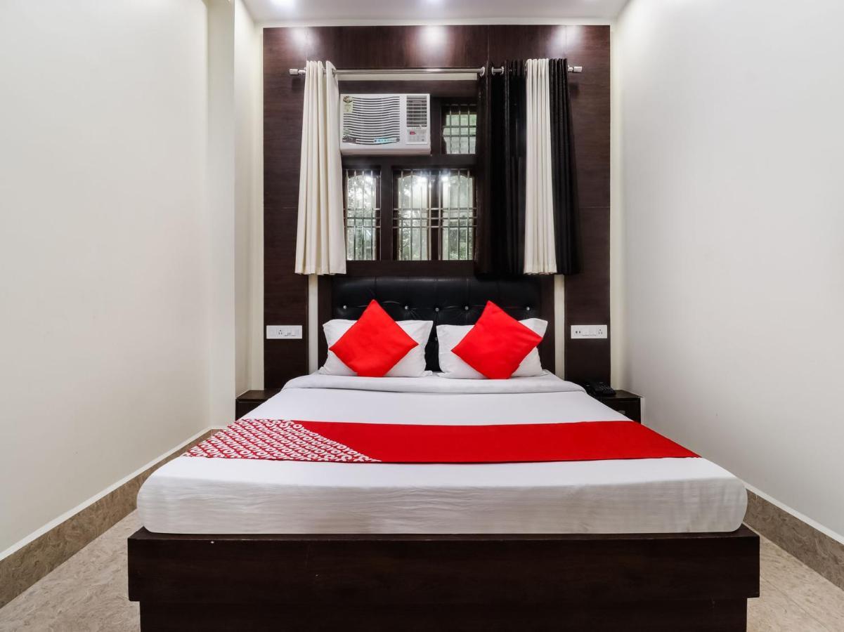 Oyo 77158 Hotel Swastik Palace Bhiwandi Ngoại thất bức ảnh