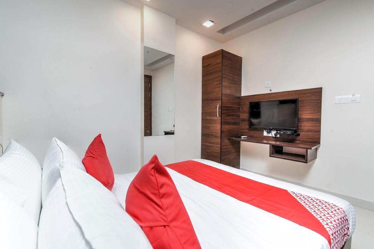 Oyo 77158 Hotel Swastik Palace Bhiwandi Ngoại thất bức ảnh